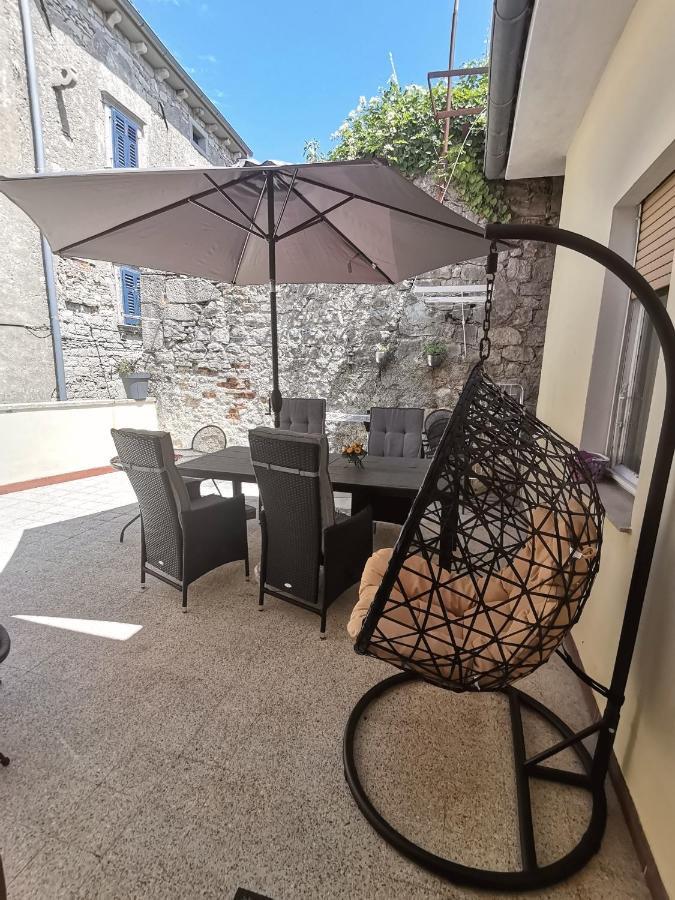לאבין Apartment Branko With Terrace, Old Town Labin מראה חיצוני תמונה