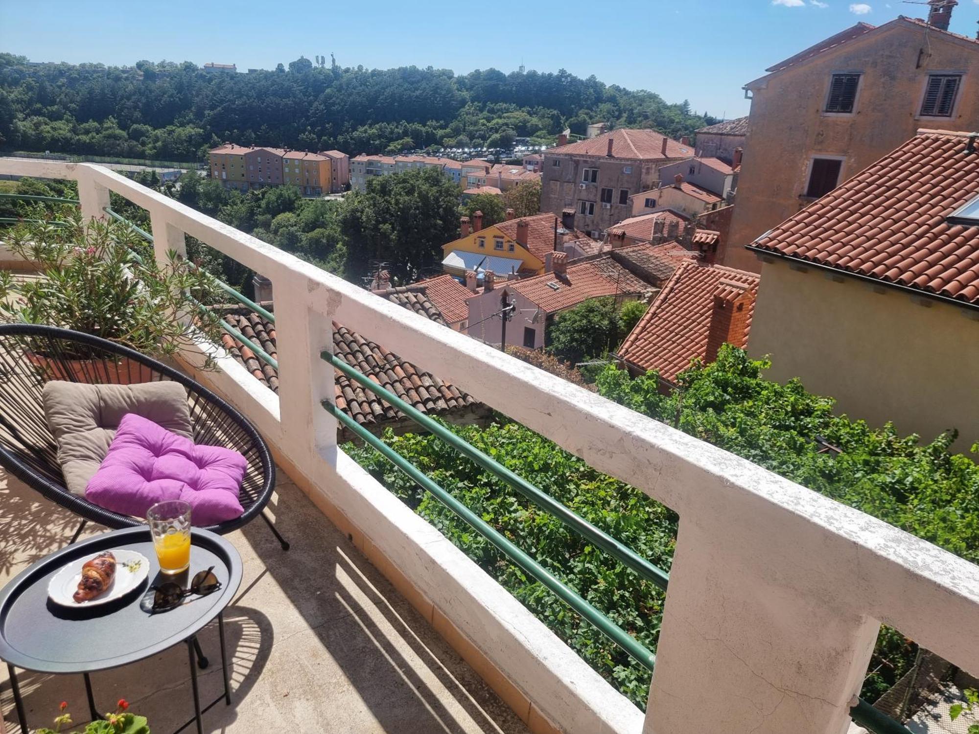 לאבין Apartment Branko With Terrace, Old Town Labin מראה חיצוני תמונה